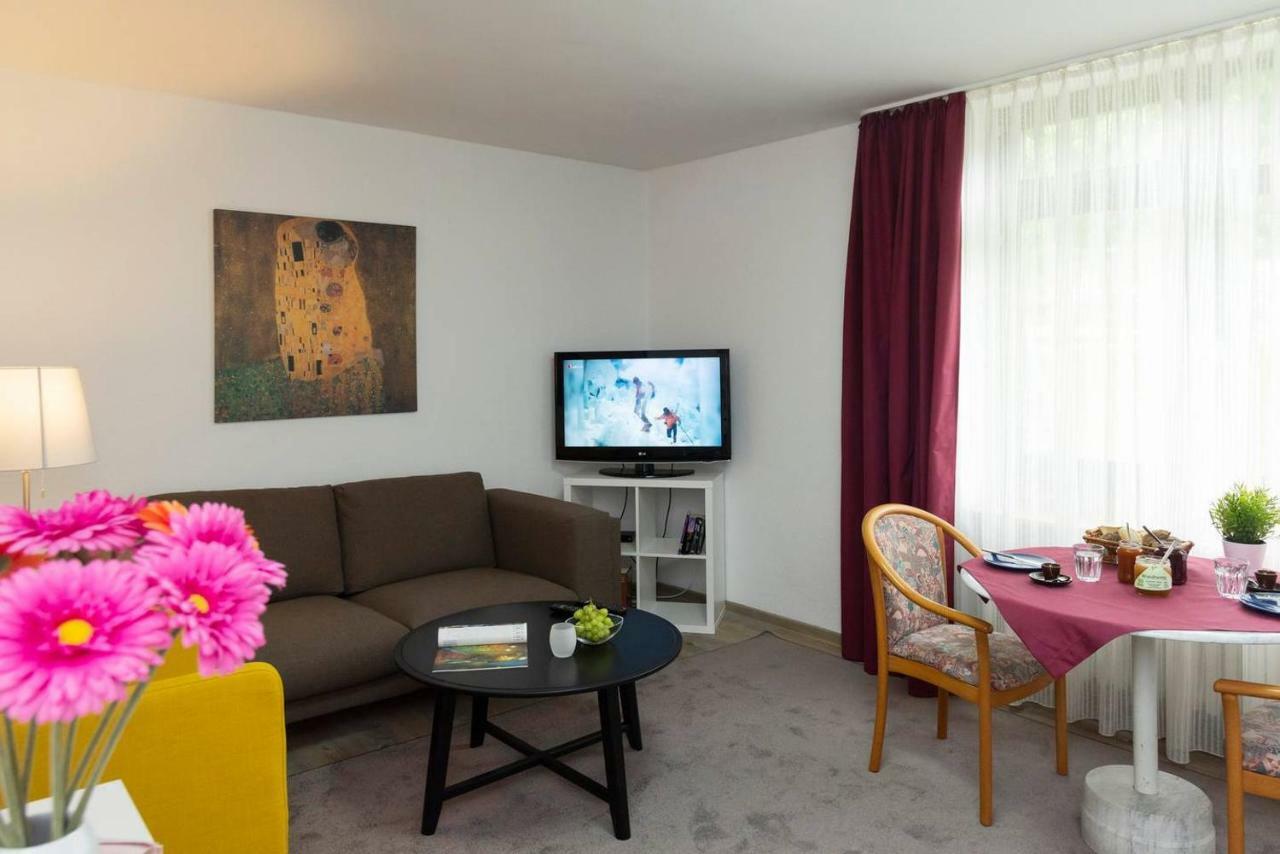 Parkblick Appartement - Entspannung pur! Ober-Hambach Buitenkant foto
